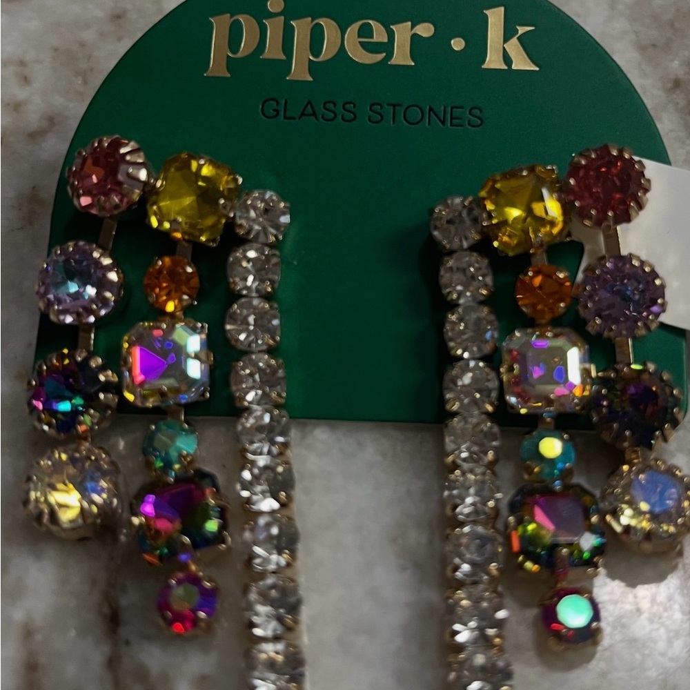✨ Piper K Glass Stone Statement Earrings ✨